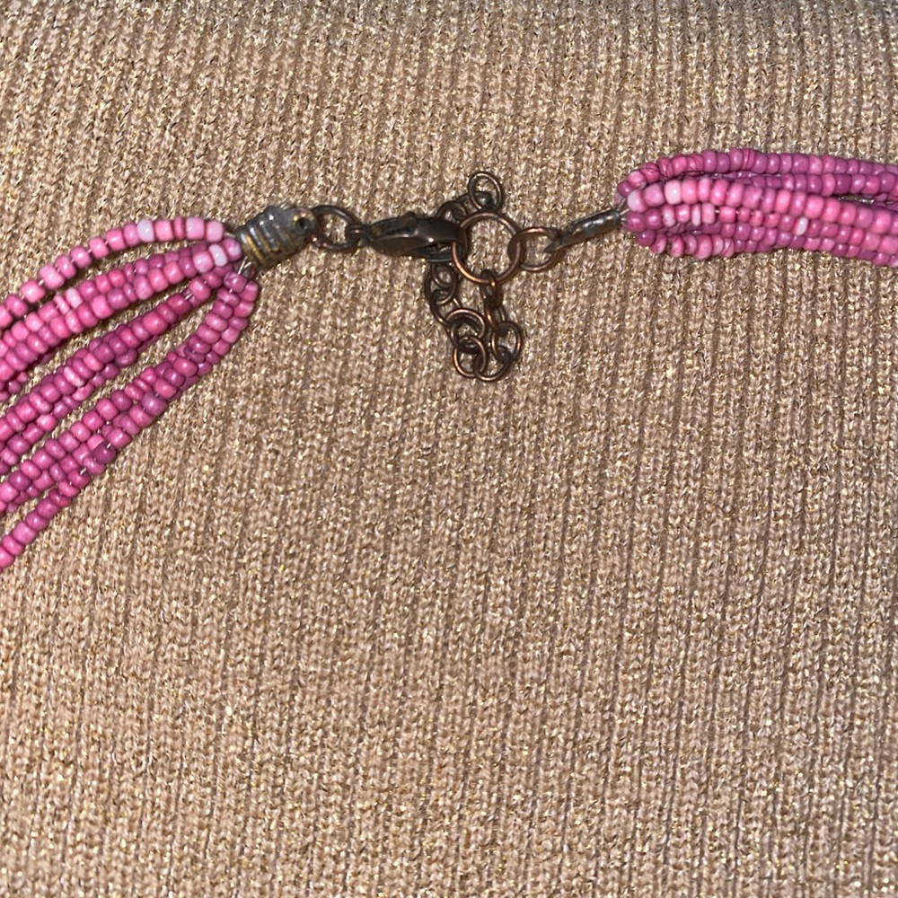 MULTI STRAND BEADED PINK & BRONZE NECKLACE WITH EARRINGS - Picture 4 of 5